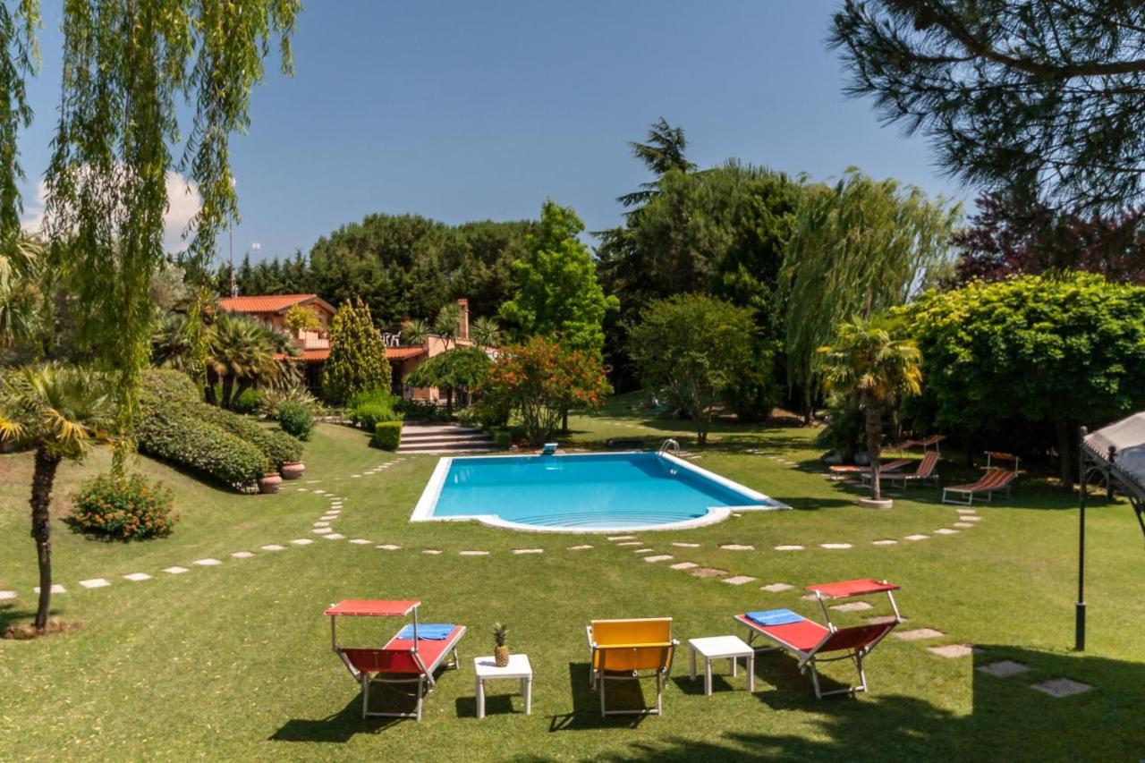 Relais Villaggio Azzurro Řím Exteriér fotografie